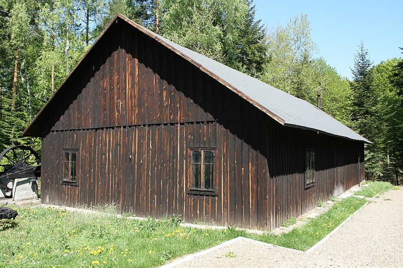 a 102